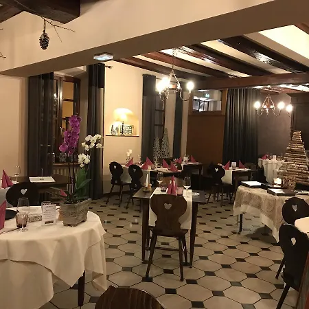 ホテル Le Meisenberg Châtenois